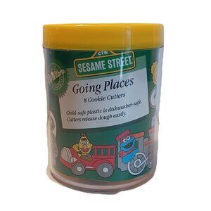1990 Wilton Sesame Street Going Places 8 Cookie Cutters Plastic Big Bird Elmo